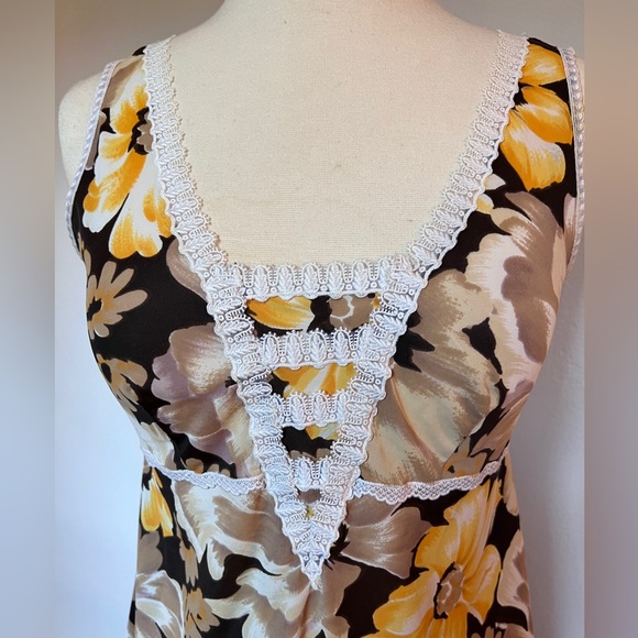 Rare find Vintage Italy 60s-70s(?)ANIC NIVION Nightdress/ Minidress. - Picture 2 of 9